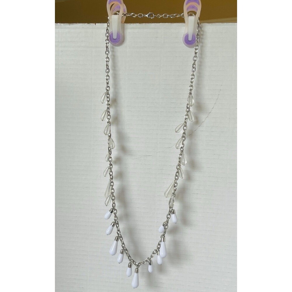 Womens Vintage Necklace Beaded White & Clear Teardrops Silver Tone 34”